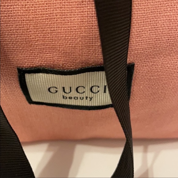 Authentic Gucci Rare Fabric Pouch Bag - Picture 2 of 7